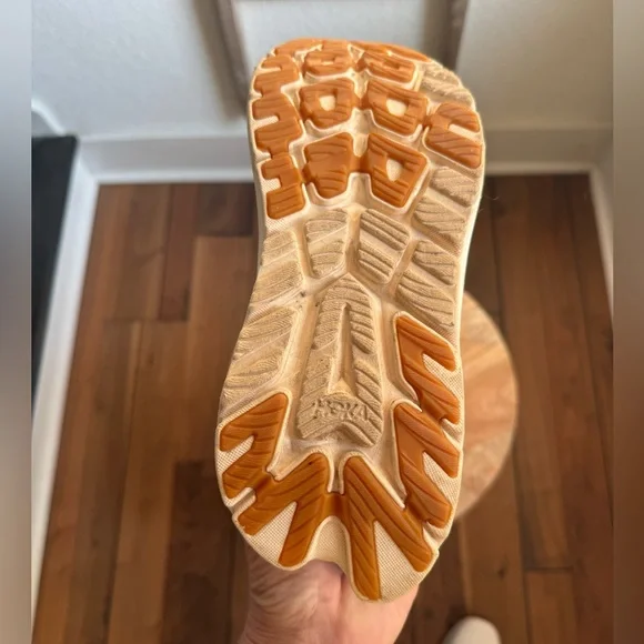 Hoka Kawana 2 Women’s Sneakers Sz: 7.5 - Picture 9 of 10